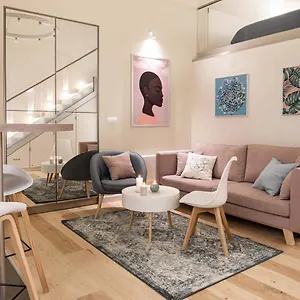 Ozone One , Budapesta Ungaria
